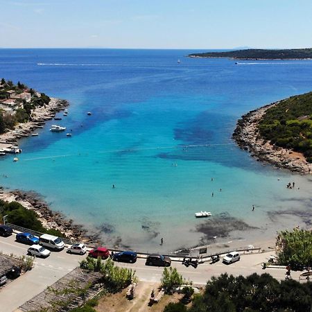 Apartments By The Sea Milna, Vis - 8895 Рукавац Экстерьер фото